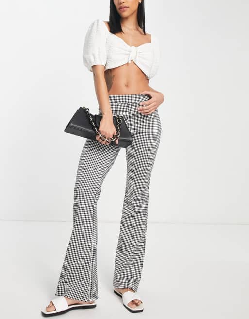 Vero Moda - Pantaloni a zampa a quadretti neri