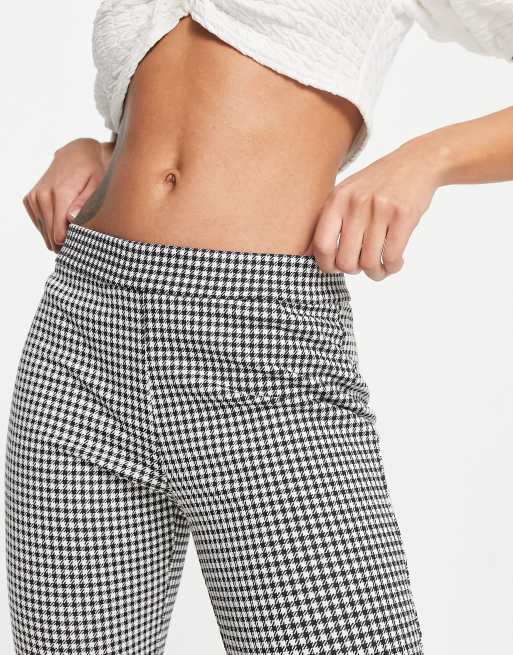 Vero Moda - Pantaloni a zampa a quadretti neri, 4 di 4