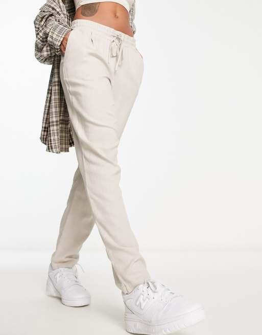Vero Moda - Pantaloni affusolati in misto lino color pietra, 4 di 4