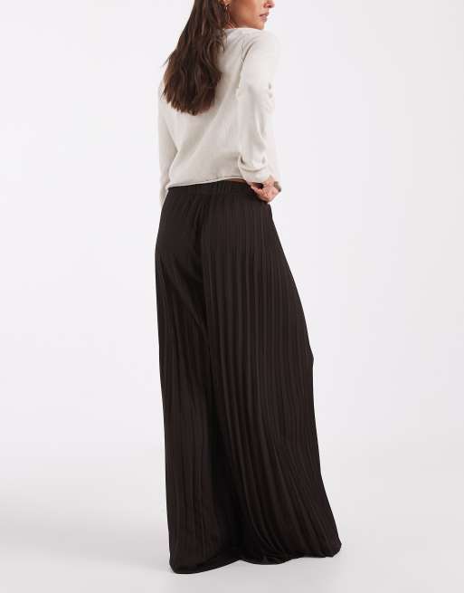 Vero Moda pantaloni ampi in tessuto plissé color marrone cioccolato, 3 di 5
