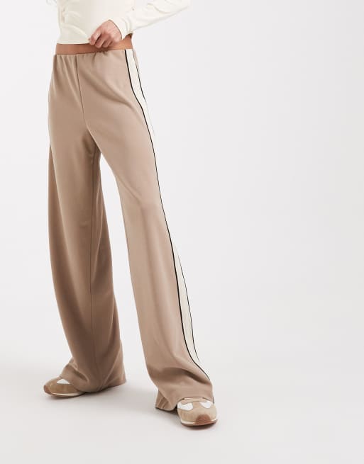 Vero Moda - Pantaloni con fondo ampio color fossile con riga laterale, 3 di 5