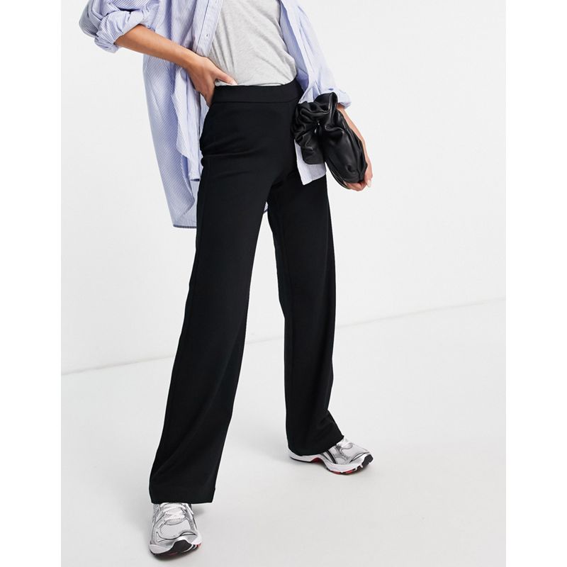 Donna Pantaloni e leggings Vero Moda - Pantaloni dritti in jersey nero