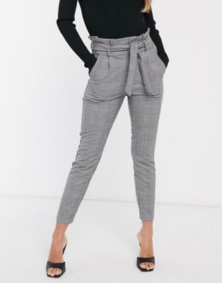 Vero Moda – Paperbag-Hose mit schwarzweißem Hahnentrittmuster-Grau