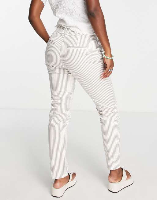 Vero Moda paperbag waist slim leg pants in cream, 4 of 4