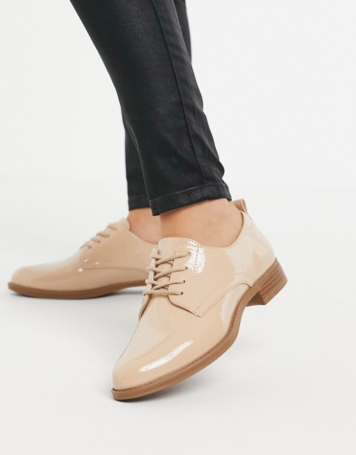 Vero Moda patent lace up shoes in beige