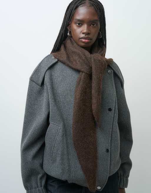 Vero Moda petit foulard triangle marron chocolat, 2 de 3