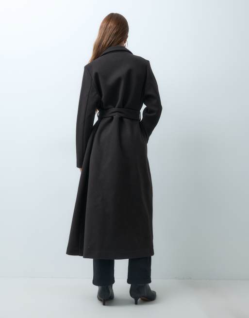 Vero Moda Petite bältesförsedd finkappa i chokladbrun maxi-längd, 4 av 4