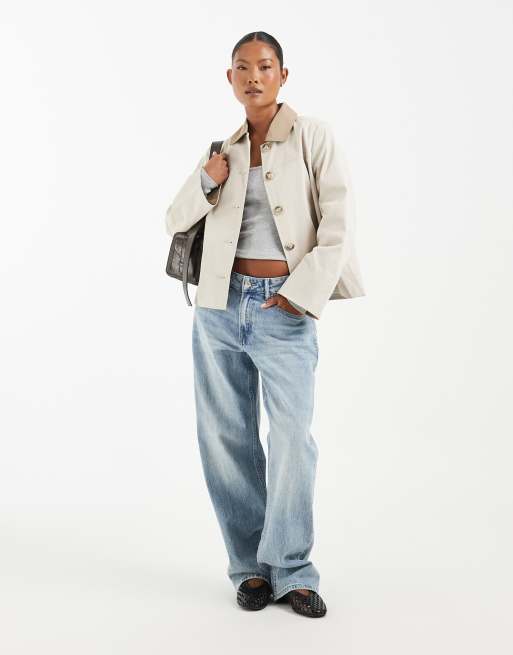 Vero Moda Petite barn jacket with contrast collar detail in oatmeal, 2 of 4