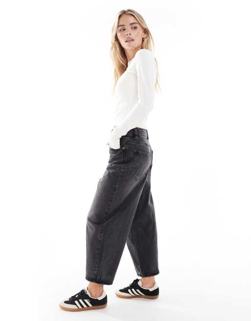 Vero Moda Petite Billie high rise barrel leg jeans in black wash, 2 of 5
