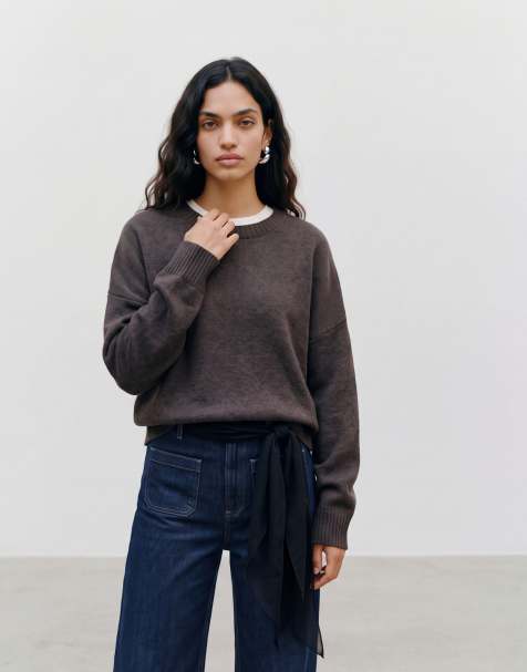Vero Moda Petite blød oversized striktrøje med rund hals i chokolade-meleret - view 1