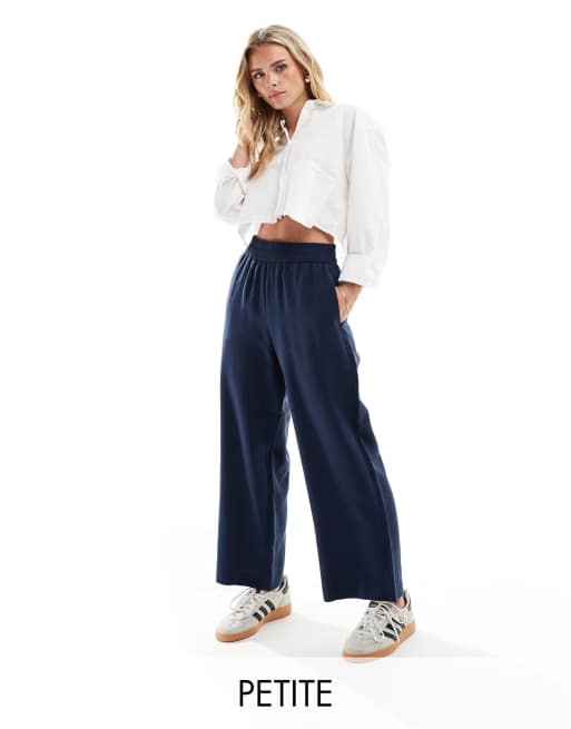 Vero Moda Petite - Broek met wijde pijpen en elastische taille in marineblauw