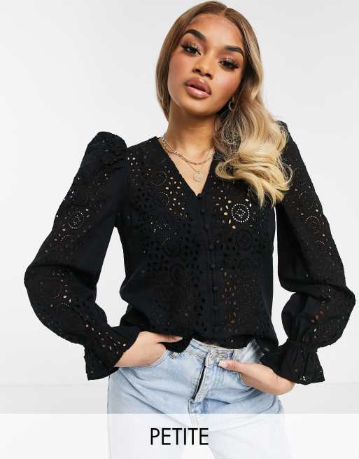 Automatisering fejl Sweeten Vero Moda Petite button through broderie blouse in black | ASOS