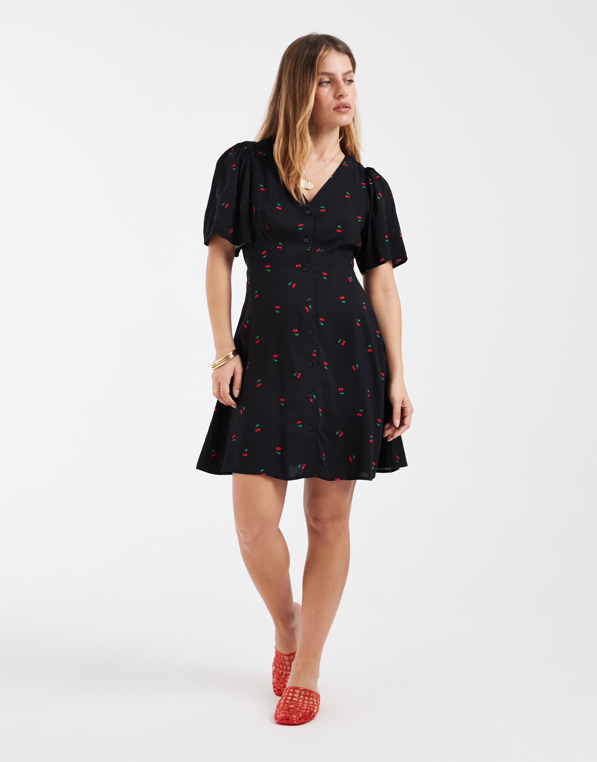 vero moda petite button up skater mini dress with cherry print in black