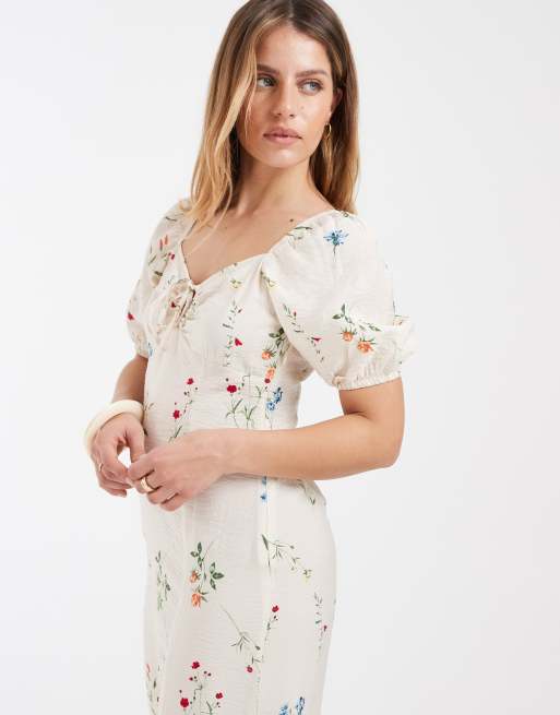 Vero Moda Petite - Cremehvid maxikjole med pufærmer, bindebånd foran og blomstermønster, 2 af 4
