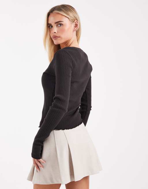 Vero Moda Petite - Cremehvid mininederdel med plisseringer, 4 af 5