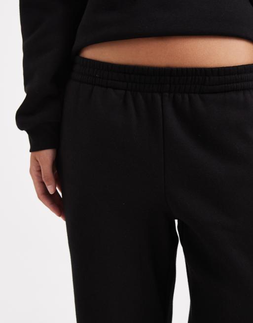 Vero Moda Petite – Czarne joggersy oversize ze ściągaczami, część zestawu, 3 z 5