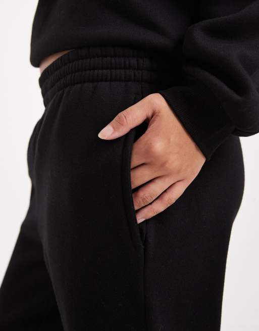 Vero Moda Petite – Czarne joggersy oversize ze ściągaczami, część zestawu, 5 z 5