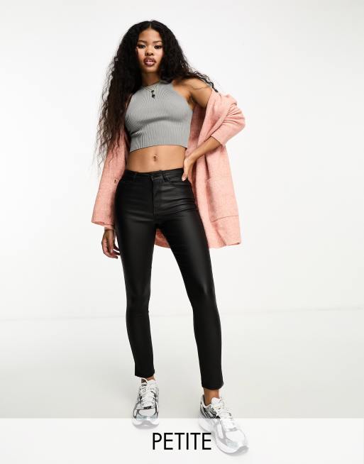 Vero Moda Petite – Czarne powlekane jeansy o obcisłym kroju 