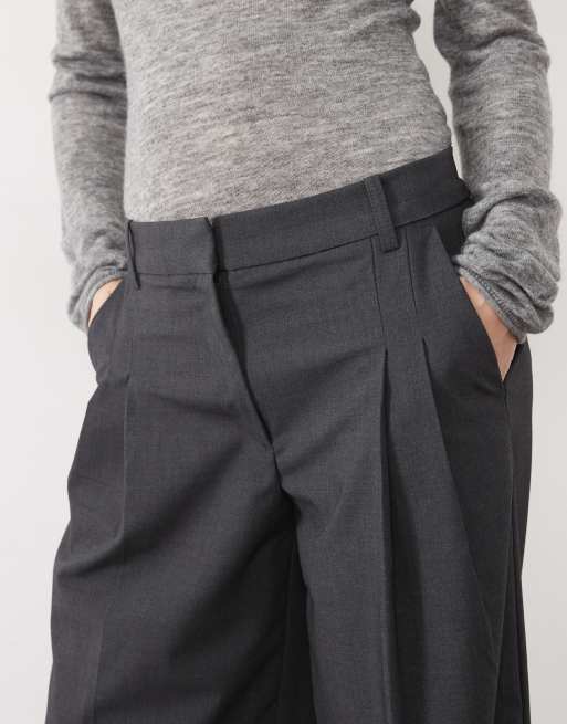 Vero Moda Petite double pleat front wide leg pant in dark grey melange, 3 of 5
