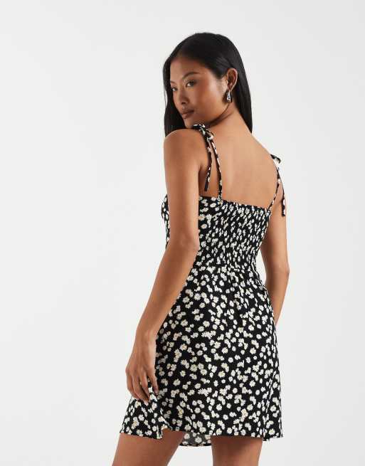 Vero Moda Petite Easy tie shoulder cami mini dress in black ditsy daisy print, 4 of 4