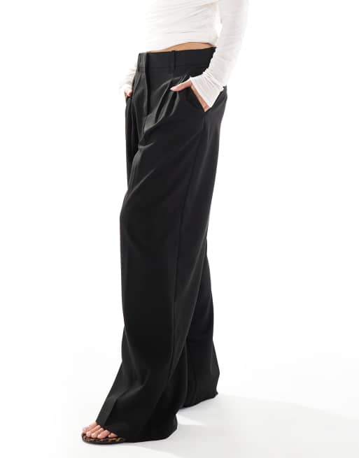 Vero Moda Petite – Elegante Dad-Fit-Hose in Schwarz, 3 von 5