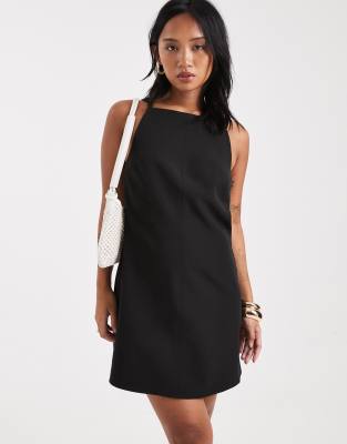 Vero Moda Petite - Figurbetontes Mini-Trägerkleid in Schwarz mit Ringerrücken