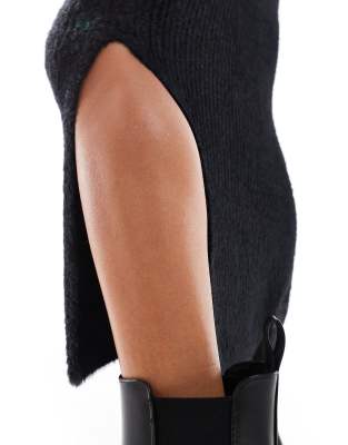 Vero Moda Petite Fluffy Midi Skirt In Black