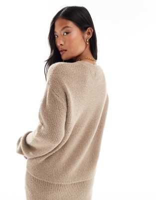 Vero Moda Petite Fluffy Sweater In Neutral