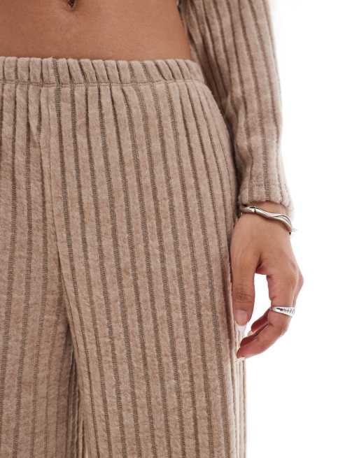 Vero Moda Petite – Gerippte Jersey-Hose in Beige mit weitem Bein, Kombiteil, 3 von 5