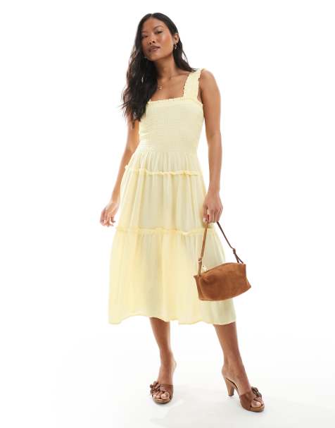 Vero Moda Petite – Gesmoktes Midi-Trägerkleid in blassem Bananengelb - view 1