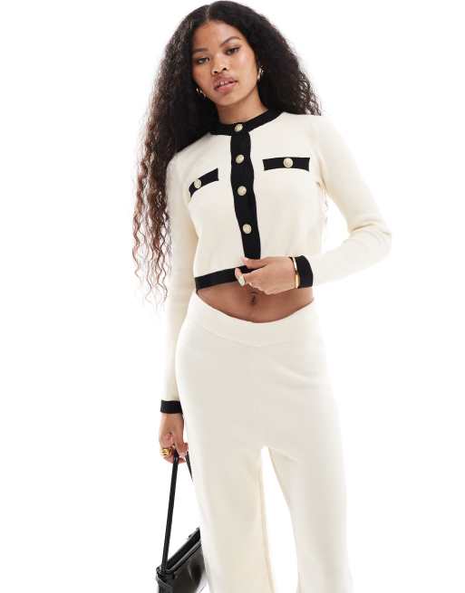 Vero Moda Petite – Gräddvit, kort kofta med knappar och kontrasterande kantband, del av set