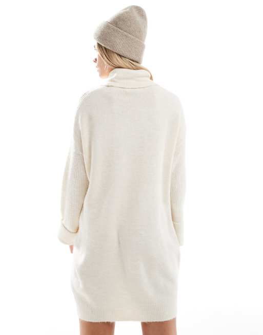 Vero Moda Petite – Gräddvit, melerad, stickad miniklänning med polokrage, 2 av 4