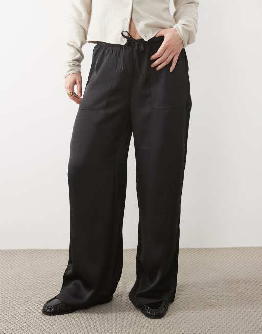 Vero Moda Petite high waist satin loose fit pants in black, 2 of 5