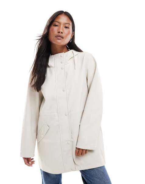Vero Moda Petite coated rain jacket with hood in moonbeam stone