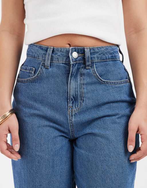 Vero Moda Petite - Kirsa - Jeans bombati a vita alta lavaggio blu medio, 4 di 5