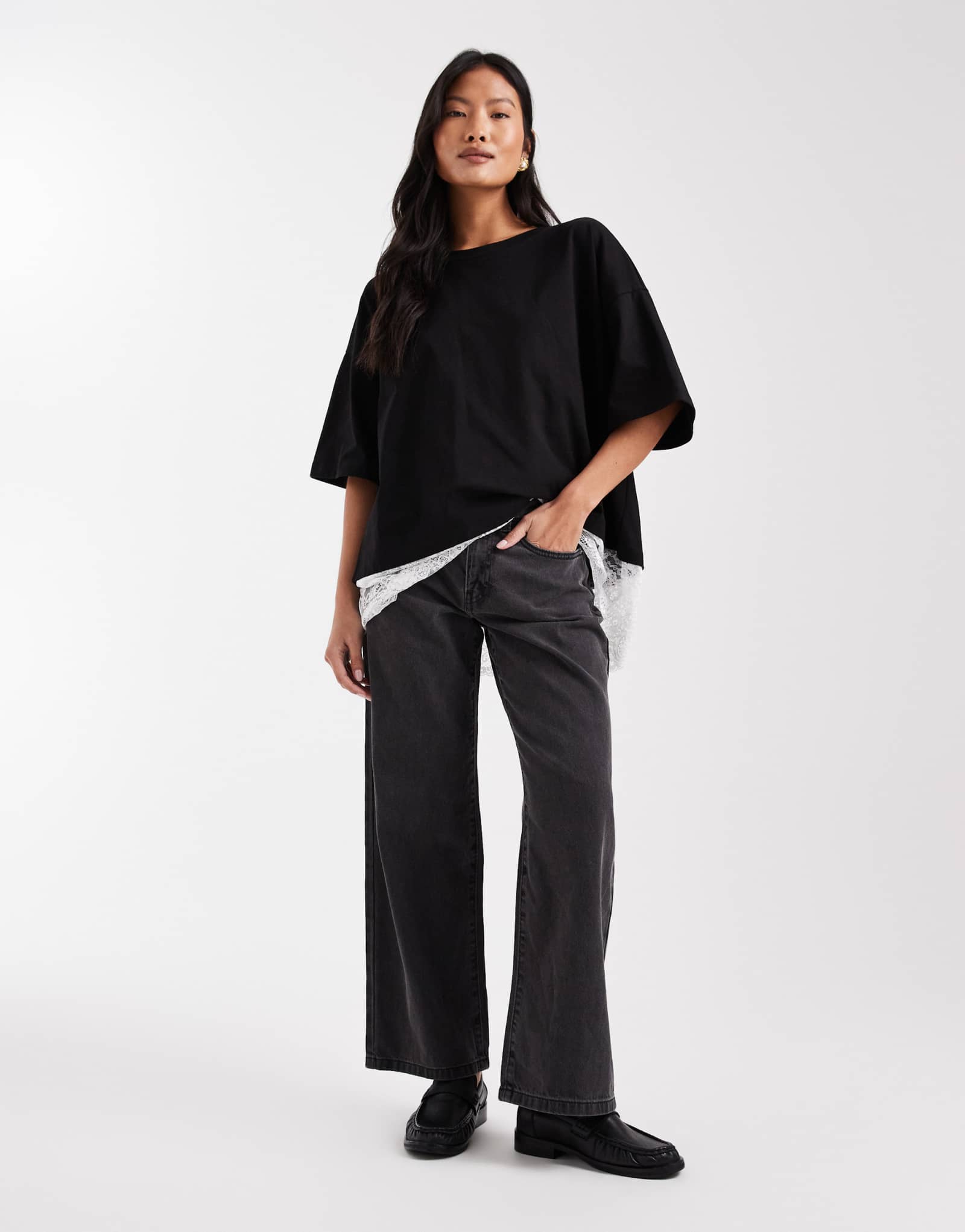 Джинсы Vero Moda Petite Kirsa средней посадки с прямыми штанинами средне-серого цвета, постиранные