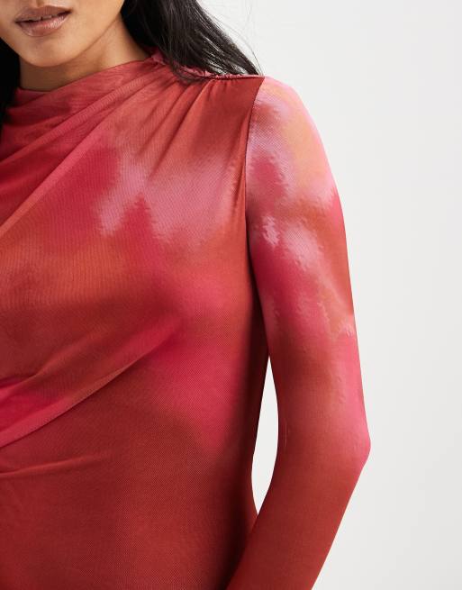 Vero Moda Petite – Langärmliges, fließendes Netzstoff-Maxikleid mit Marmormuster in Rosa und Orange, 4 von 4