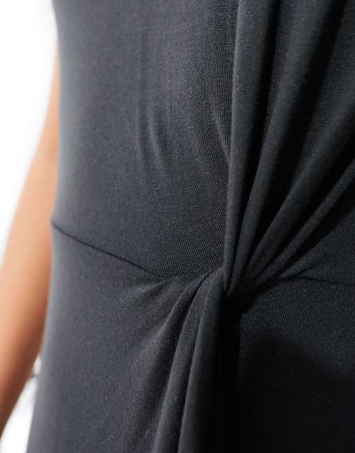 Vero Moda Petite – Langes T-Shirt-Kleid in Schwarz mit Knotendetail und Schlitz, 3 von 4