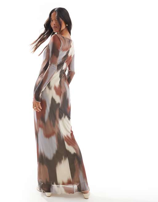 Vero Moda Petite - Langærmet kjole med sløret, neutralfarvet print i mesh, 3 af 4