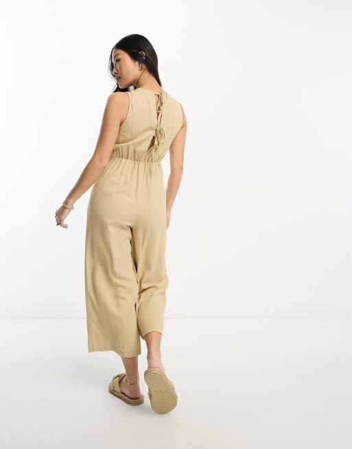 Vero Moda Petite linen touch back jumpsuit with pleat front wide leg in beige | ASOS