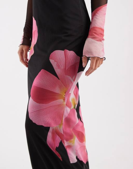 Vero Moda Petite long sleeve mesh maxi dress in black with overblown floral, 4 of 4