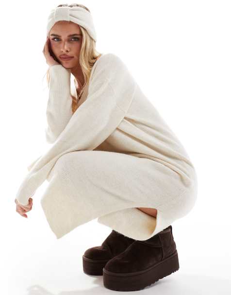 Vero Moda Petite – Maxi-Strickkleid in meliertem Cremeweiß mit Oversize-Schnitt und V-Ausschnitt - view 1