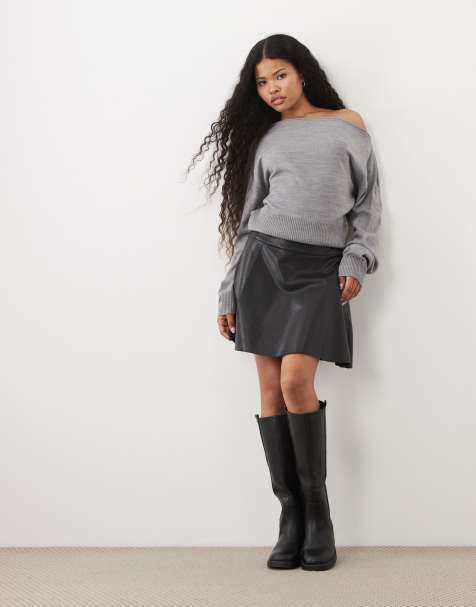 Vero Moda Petite mellemhøj talje coated mininederdel i sort - view 1