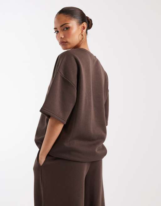 Vero Moda Petite Oversize-Sweatshirt-T-Shirt-Kombiteil in Schokobraun, 4 von 4