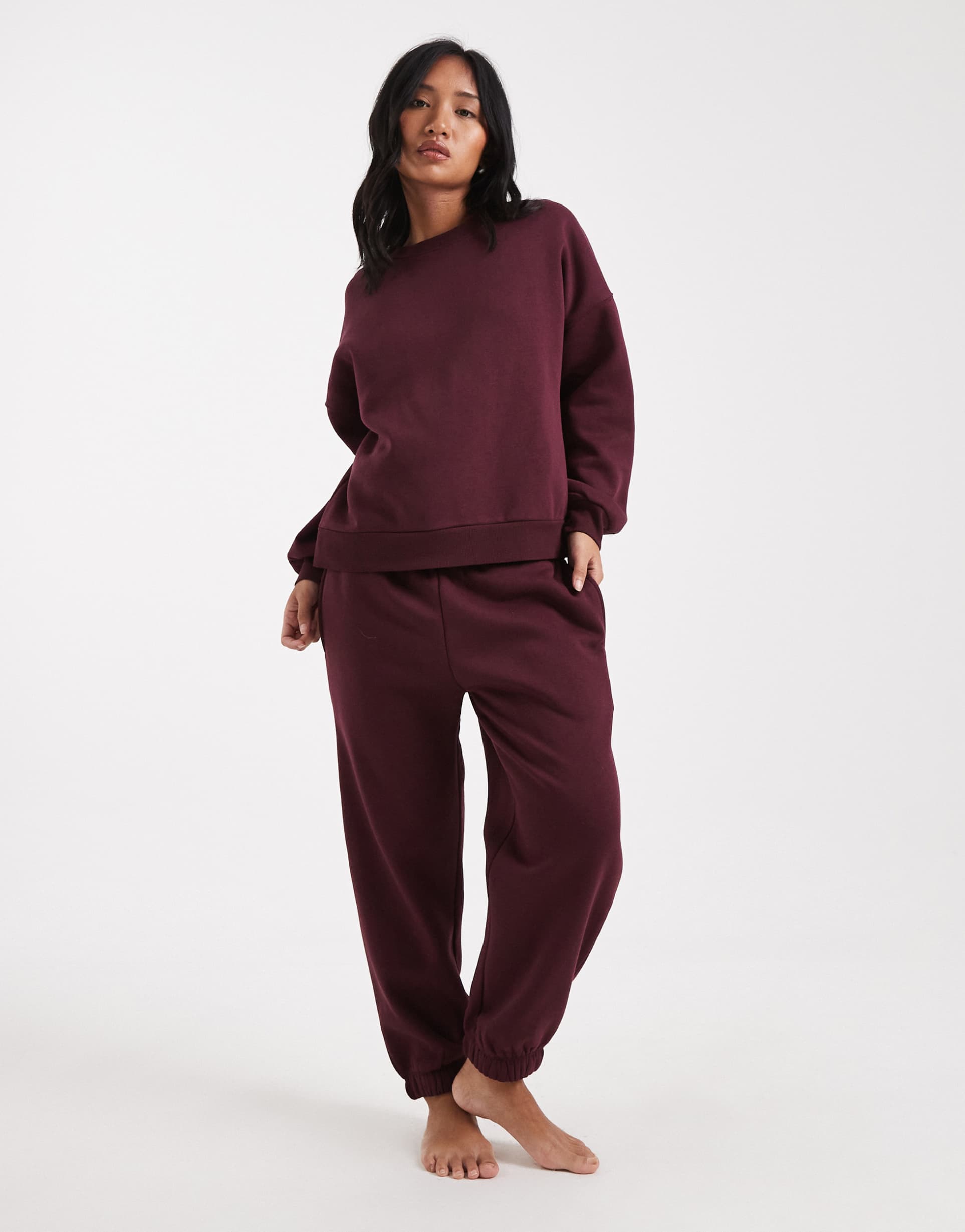 vero moda petite oversized cuffed sweatpants in burgundy - part of a set