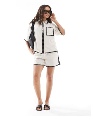Vero Moda Petite Oversized Shirt With Contrast Stitching