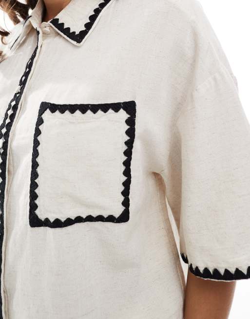 Vero Moda Petite oversized shirt with contrast stitching in cream (Part of a set), 3 of 4