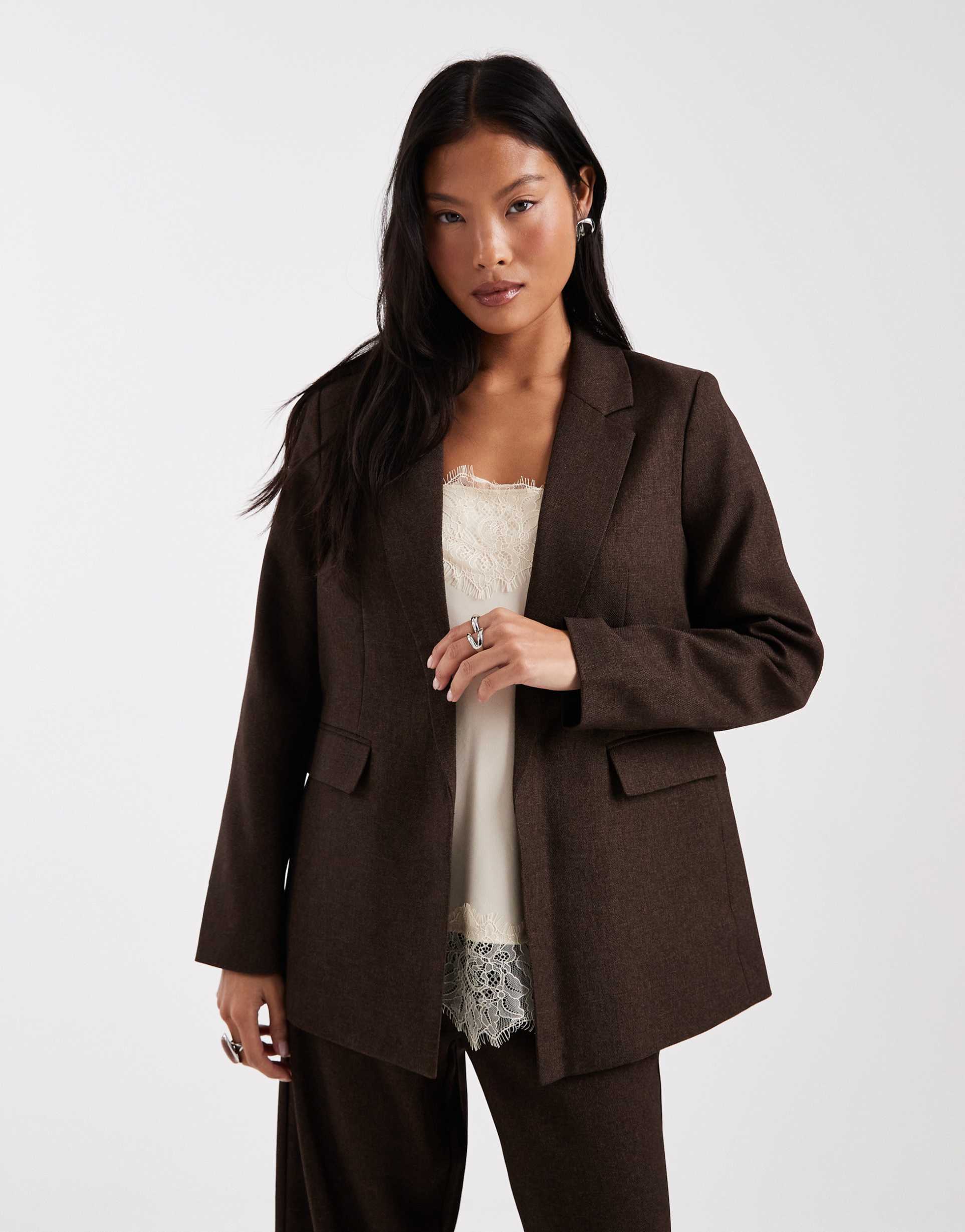 vero moda petite oversized tweed look tailored blazer in chocolate - part of a set