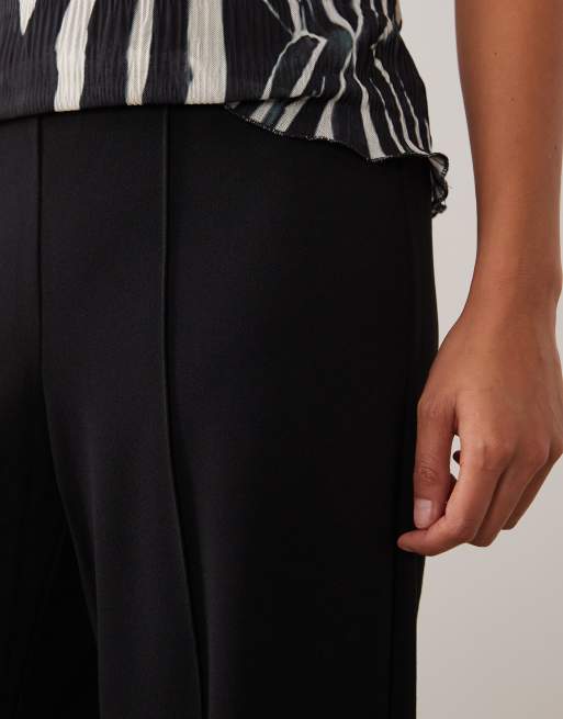 Vero Moda Petite - Pantalon ample à plis nervurés - Noir , 4 de 5