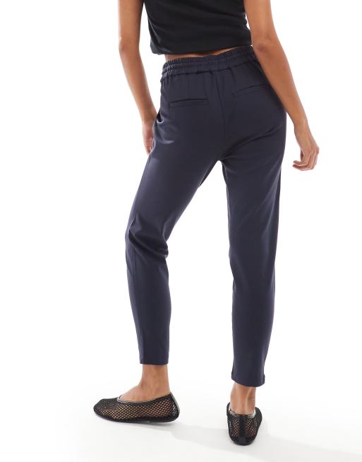 Vero Moda Petite - Pantalon en jersey avec liens à la taille - Bleu marine, 4 de 5